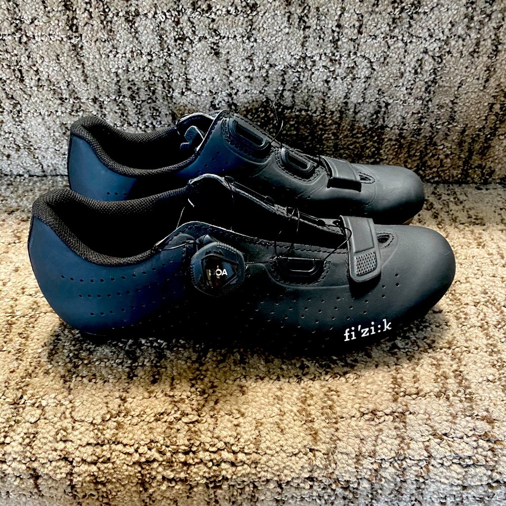 Fizik Tempo R5 Overcurve cycling shoes